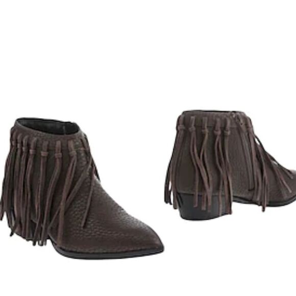Ankle_Boots_&_Booties